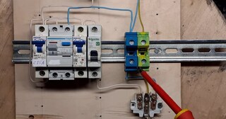 Установка устройства защитного отключения в Отрадном в октябре