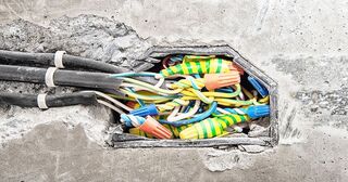 Ремонт электропроводки в Отрадном в октябре